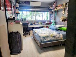 Blk 330 Bukit Batok Street 33 (Bukit Batok), HDB Executive #574438581